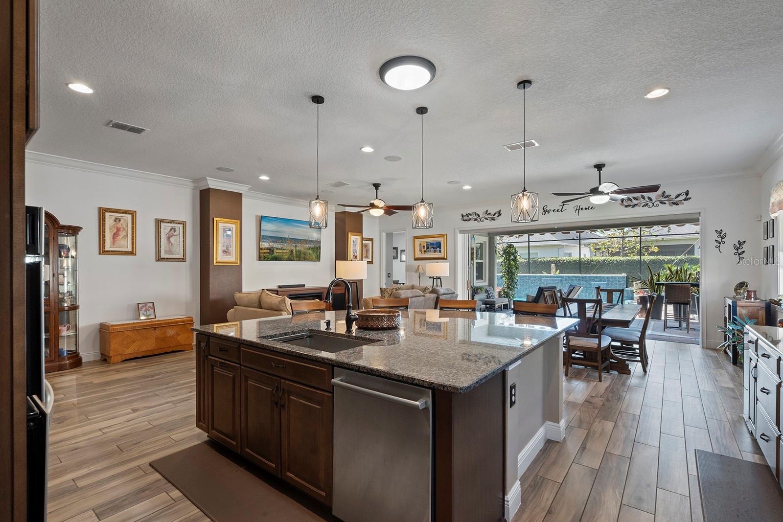 Image 9 of 72 For 5026 Fountainwood Drive