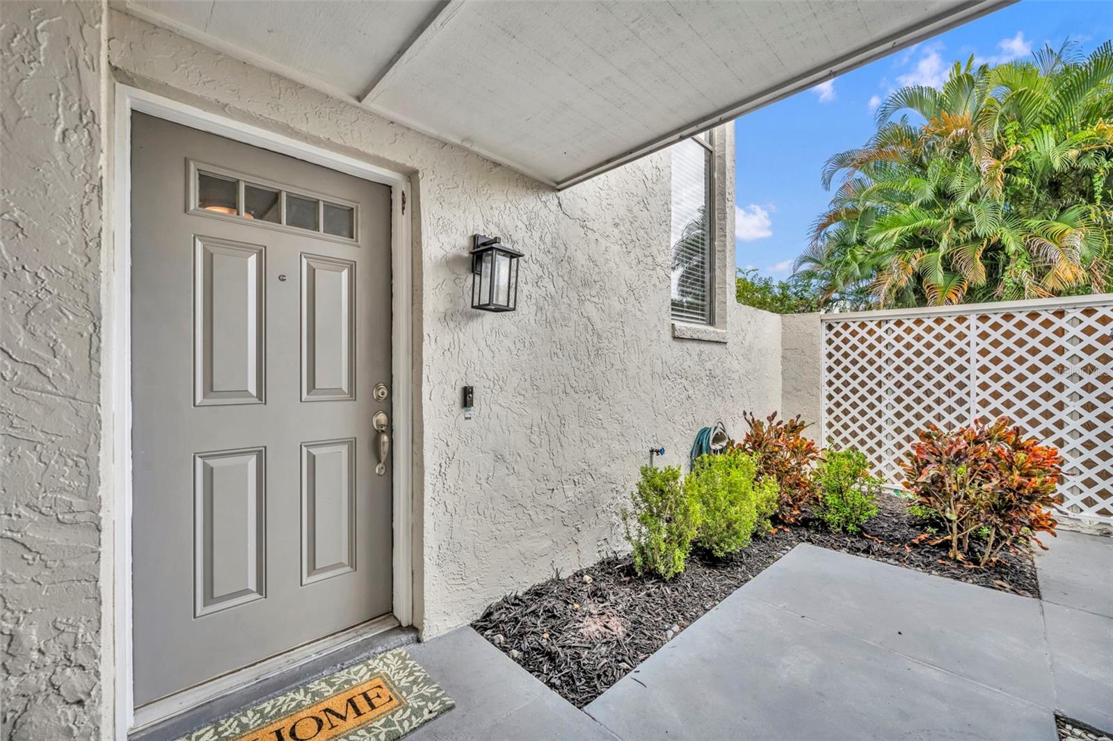 Image 5 of 25 For 5377 Vineland Road 1-d