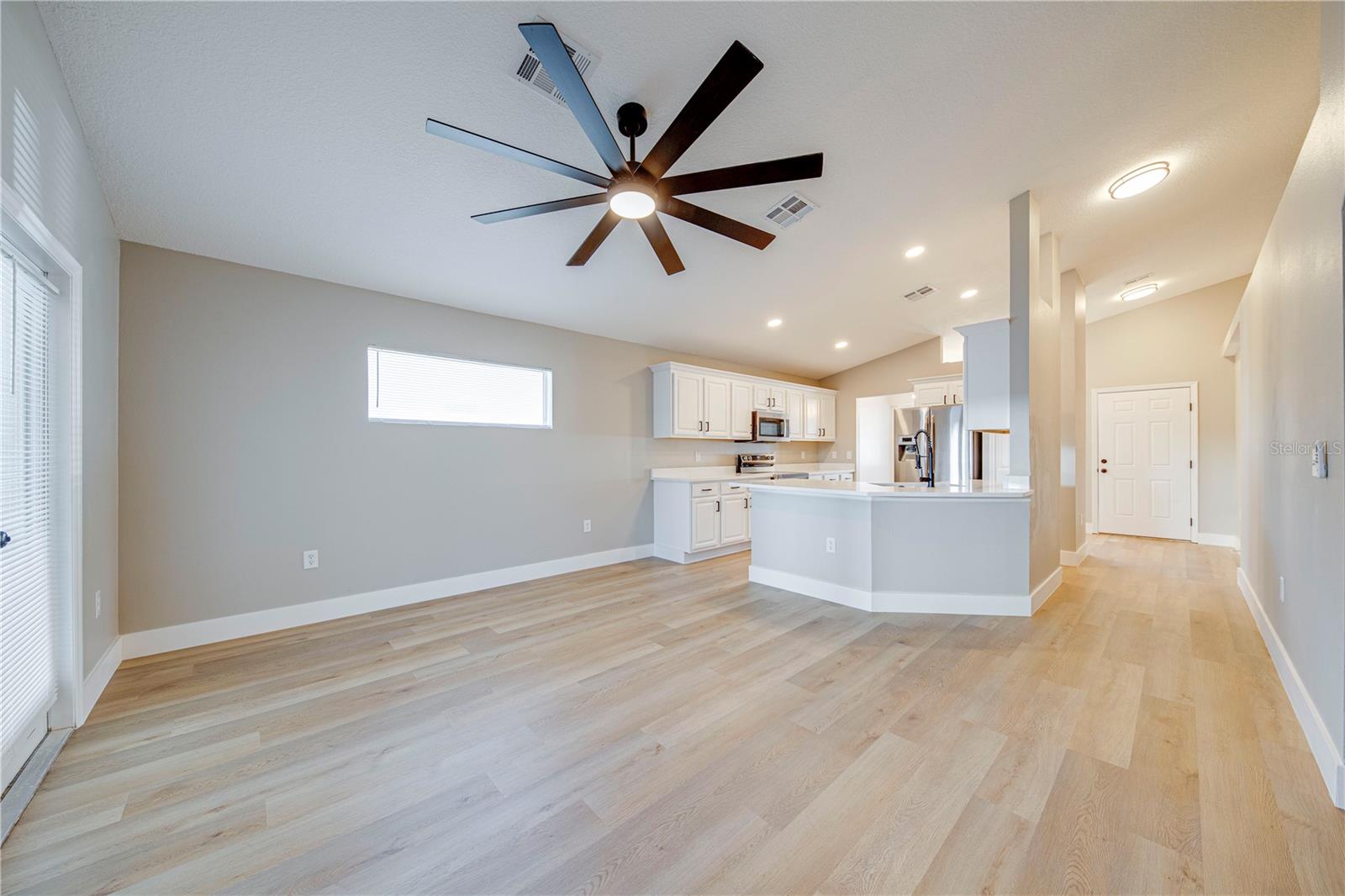 Image 15 of 39 For 40042 Palm Street