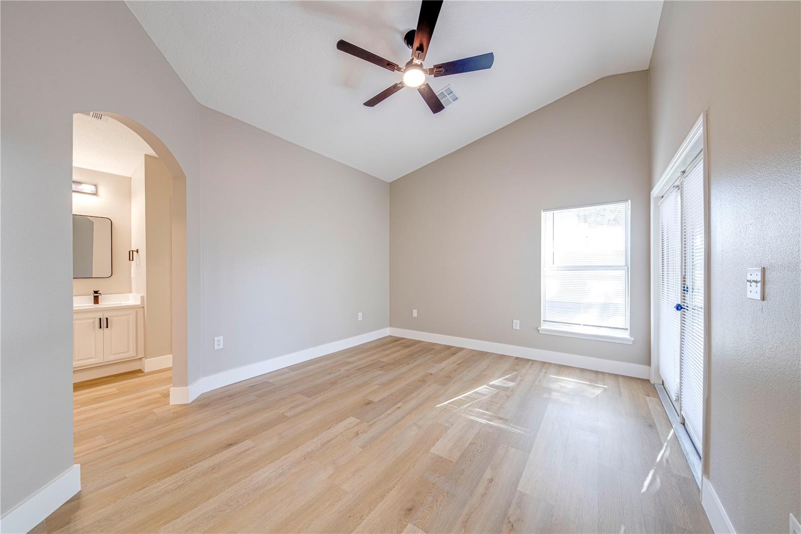 Image 16 of 39 For 40042 Palm Street