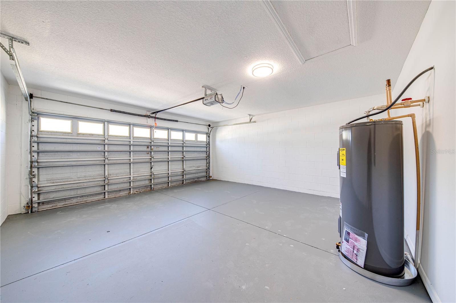 Image 30 of 39 For 40042 Palm Street