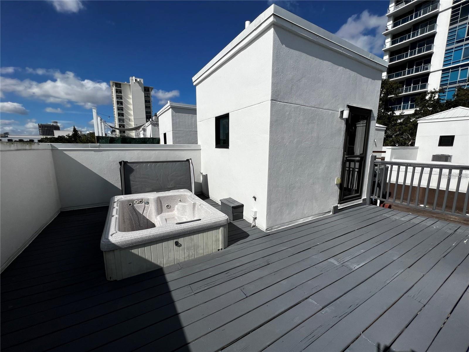 Image 16 of 22 For 350 Osceola Avenue 11