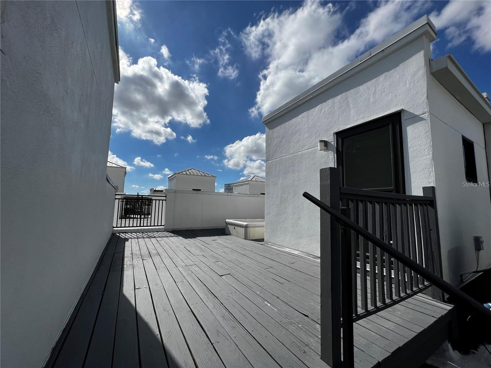 Image 17 of 22 For 350 Osceola Avenue 11