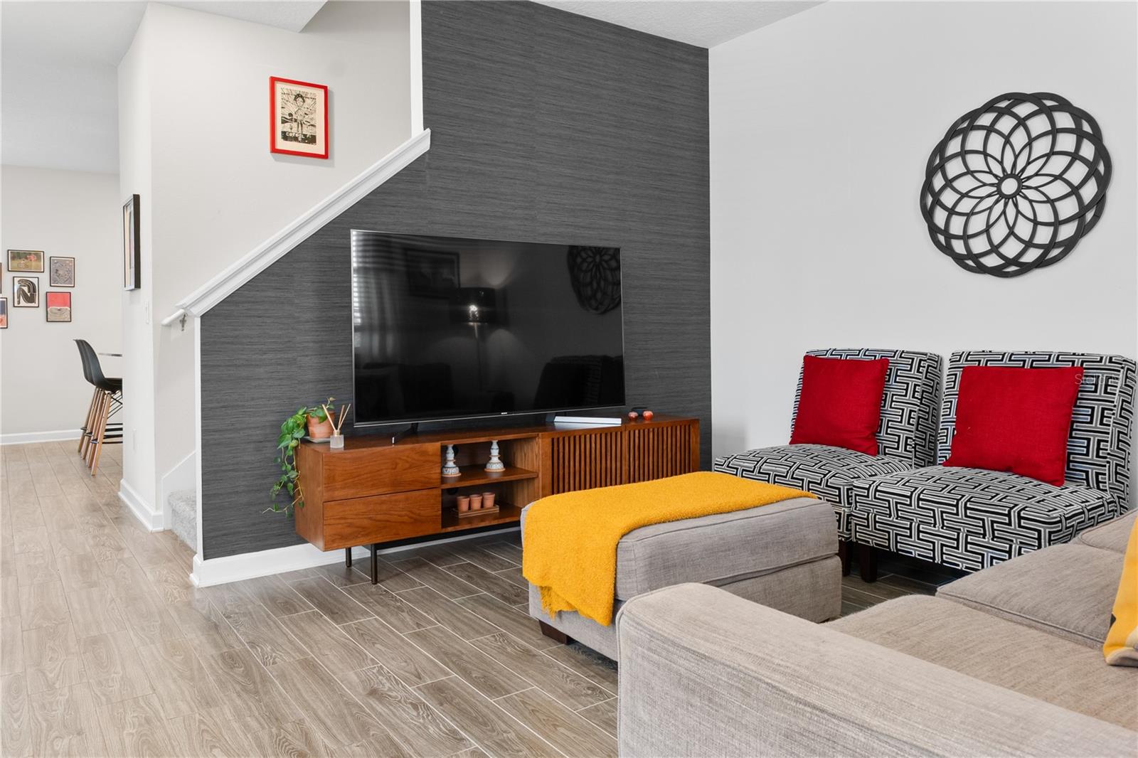 Image 5 of 38 For 11811 Pulitzer Place