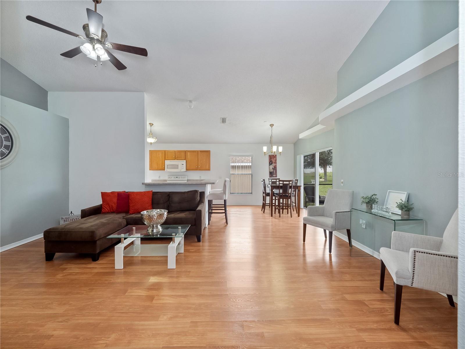 Image 13 of 25 For 721 Rollins Drive