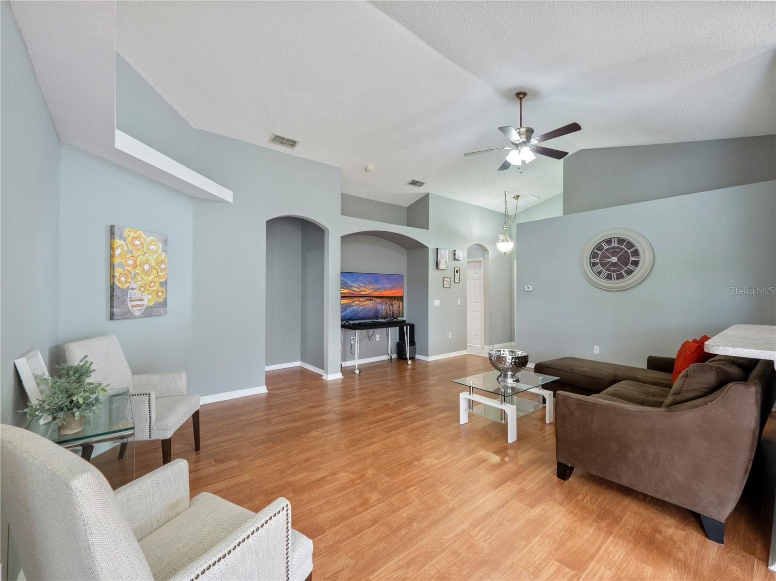 Image 9 of 25 For 721 Rollins Drive