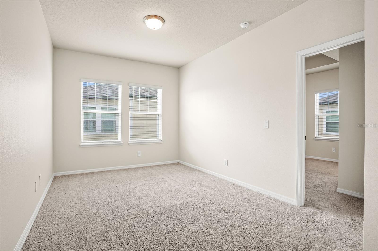 Image 17 of 42 For 518 Venetian Palms Boulevard