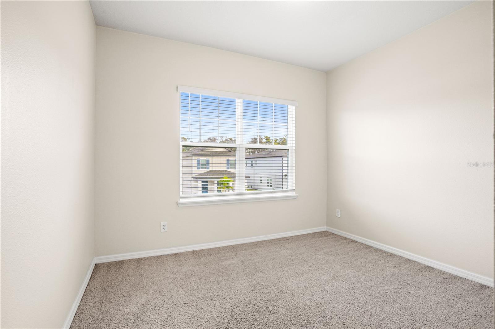 Image 26 of 42 For 518 Venetian Palms Boulevard