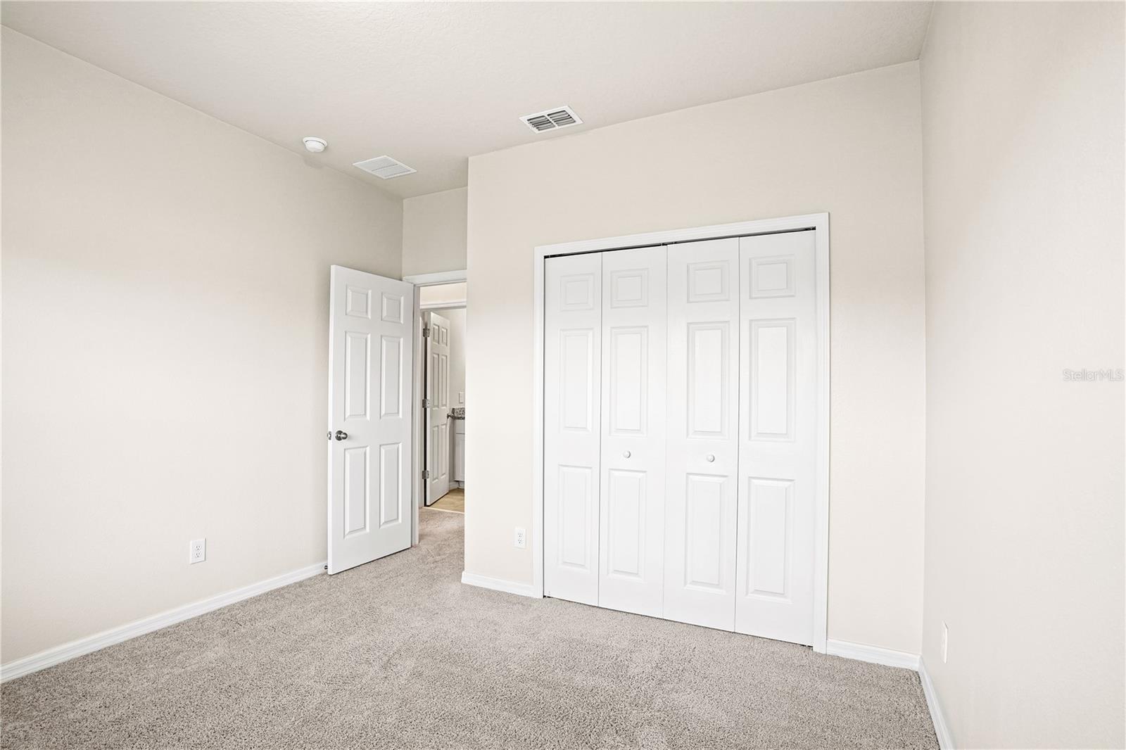 Image 30 of 42 For 518 Venetian Palms Boulevard