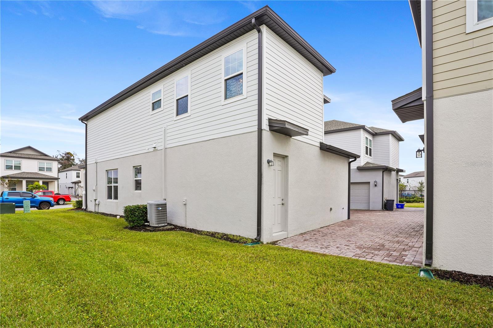 Image 33 of 42 For 518 Venetian Palms Boulevard