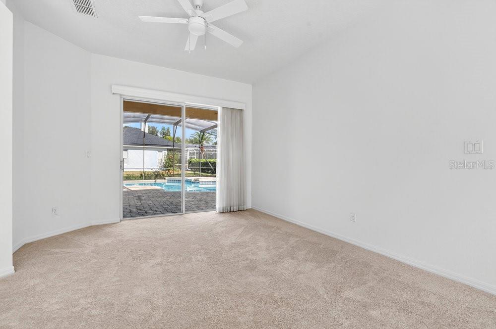 Image 10 of 41 For 10337 Pointview Court