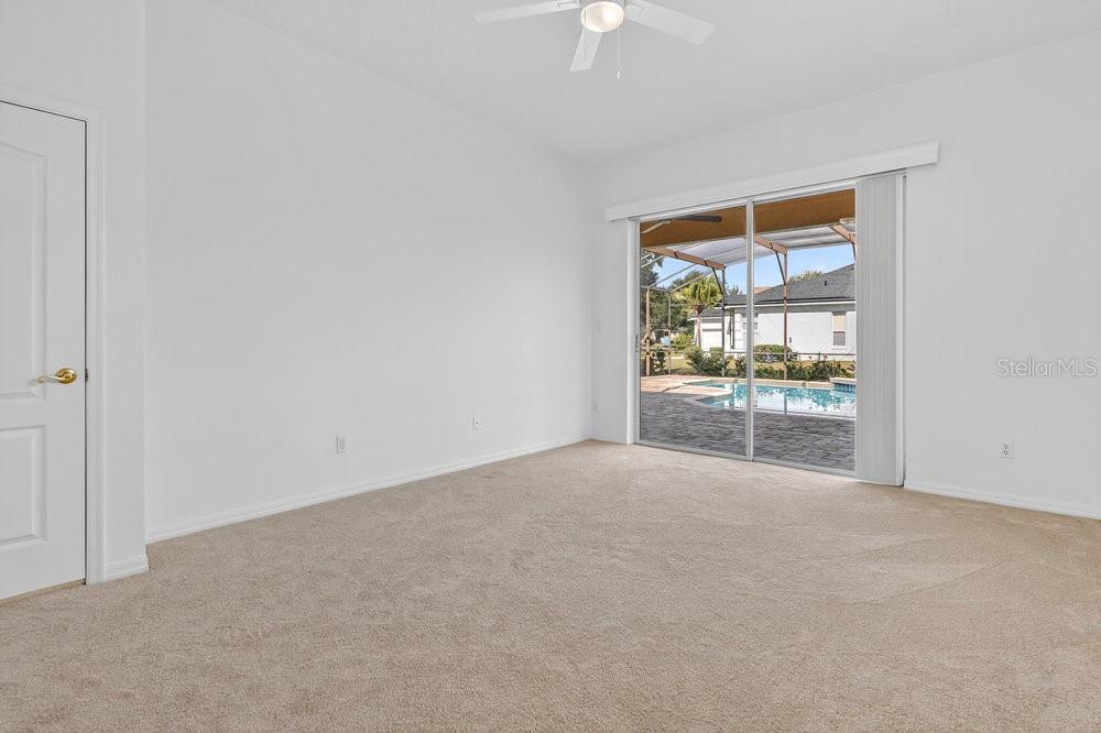 Image 25 of 41 For 10337 Pointview Court