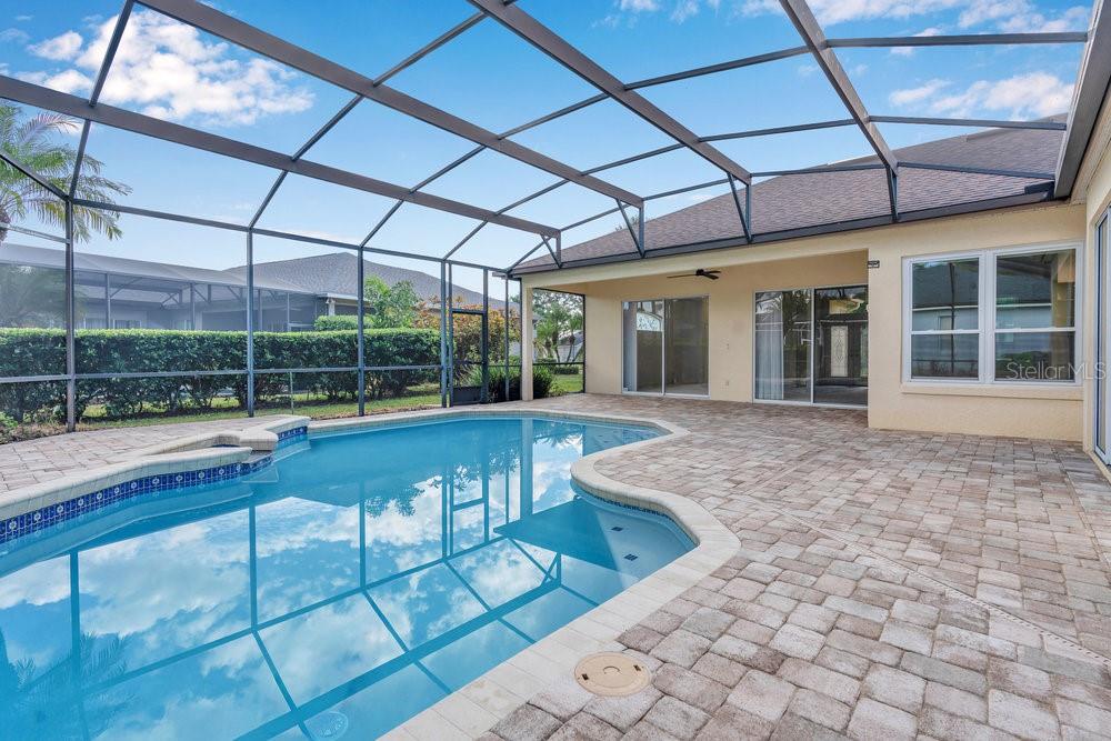 Image 3 of 41 For 10337 Pointview Court