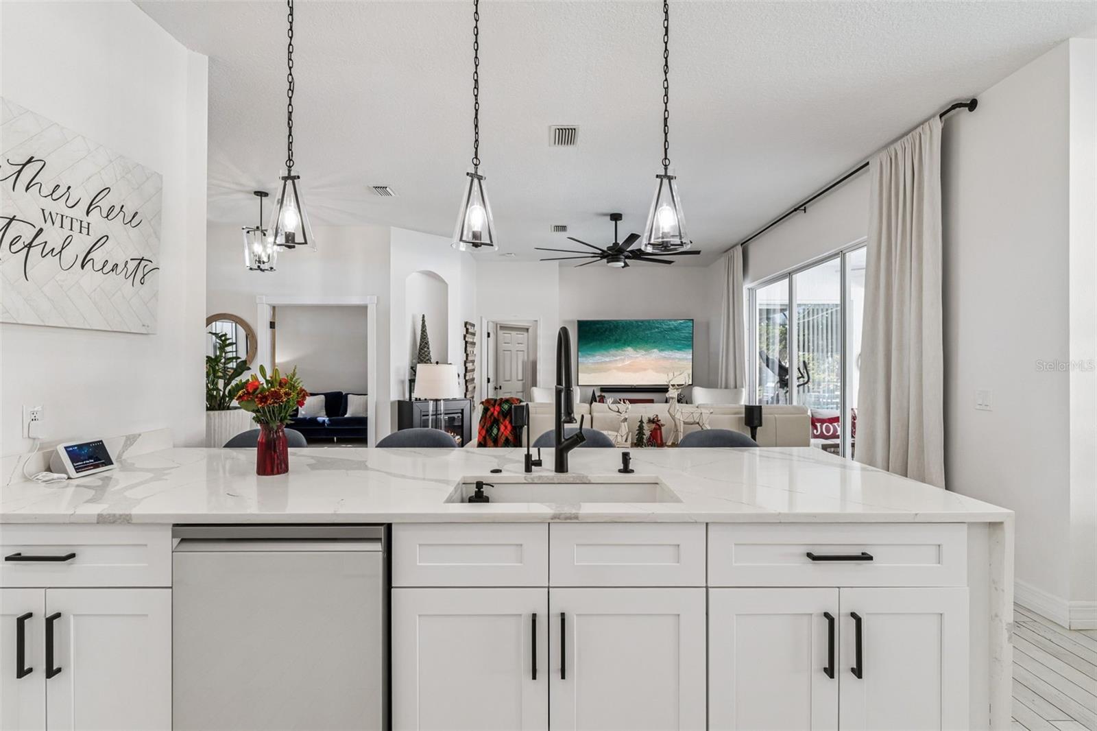 Image 15 of 51 For 405 Quail Hill Drive