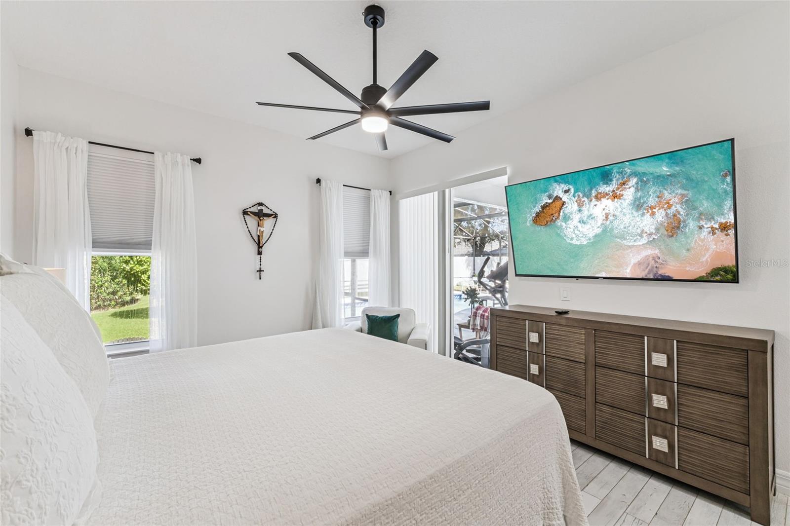 Image 20 of 51 For 405 Quail Hill Drive