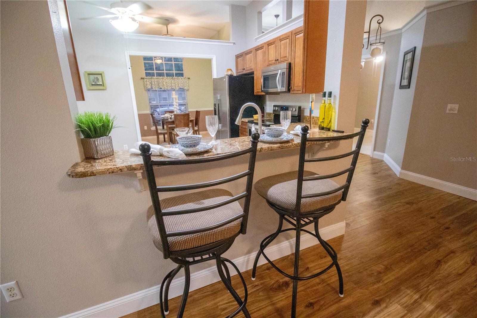 Image 22 of 73 For 878 Lake Jackson Circle