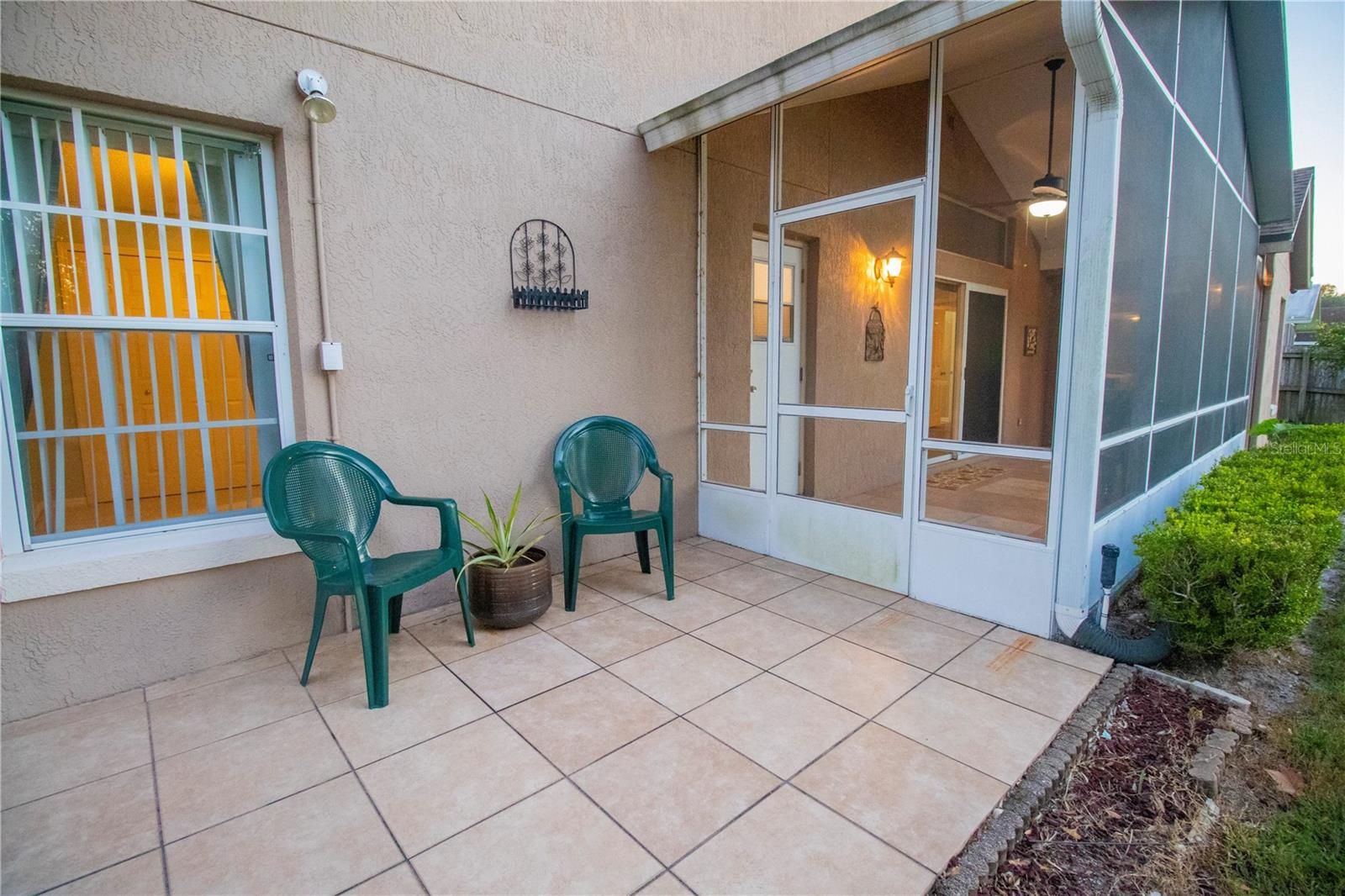 Image 50 of 73 For 878 Lake Jackson Circle