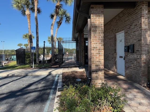 Image 58 of 73 For 878 Lake Jackson Circle