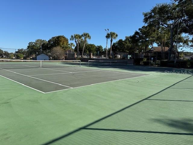 Image 66 of 73 For 878 Lake Jackson Circle