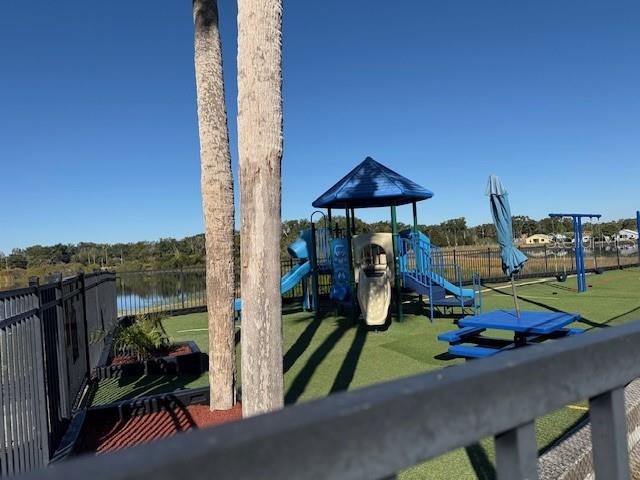 Image 69 of 73 For 878 Lake Jackson Circle