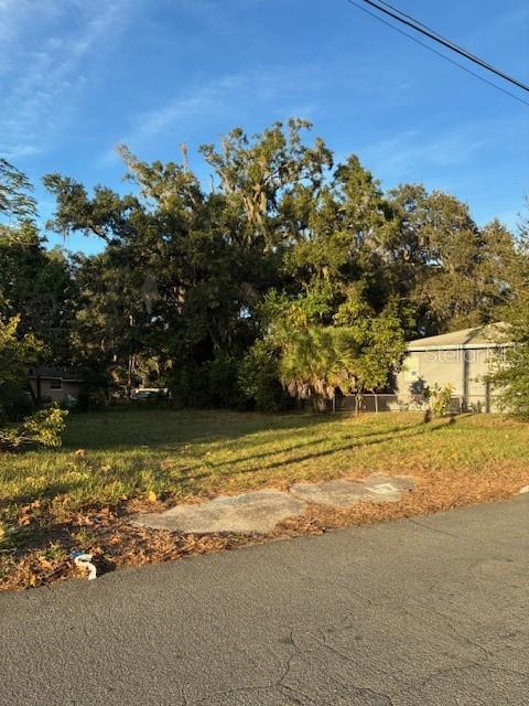 Image 3 of 4 For 617 Crawford Street