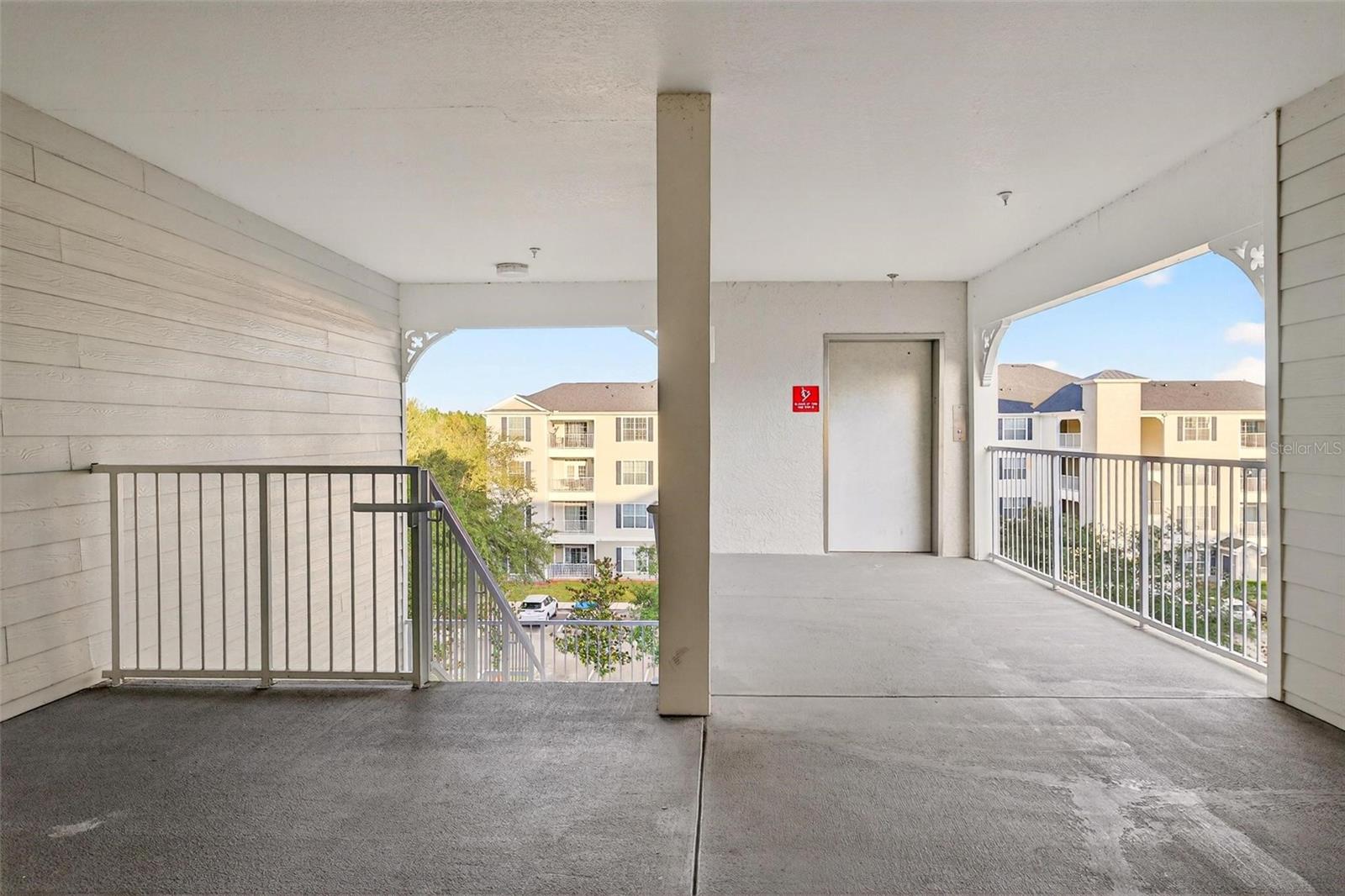 Image 16 of 19 For 3176 Feltrim Place 401