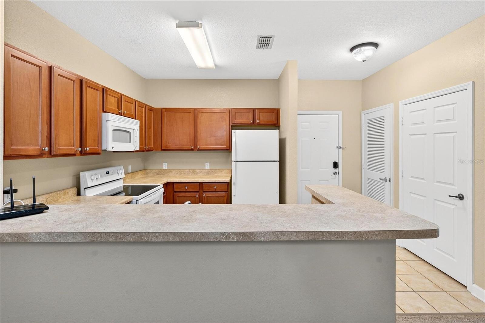 Image 6 of 19 For 3176 Feltrim Place 401