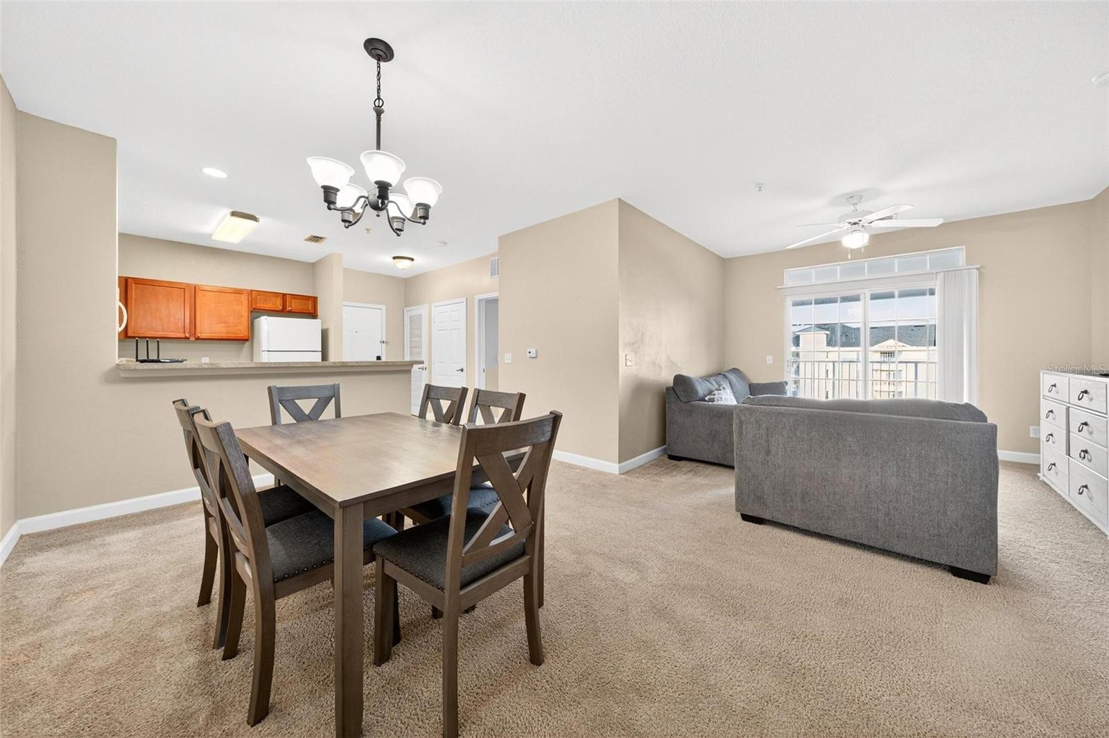 Image 7 of 19 For 3176 Feltrim Place 401