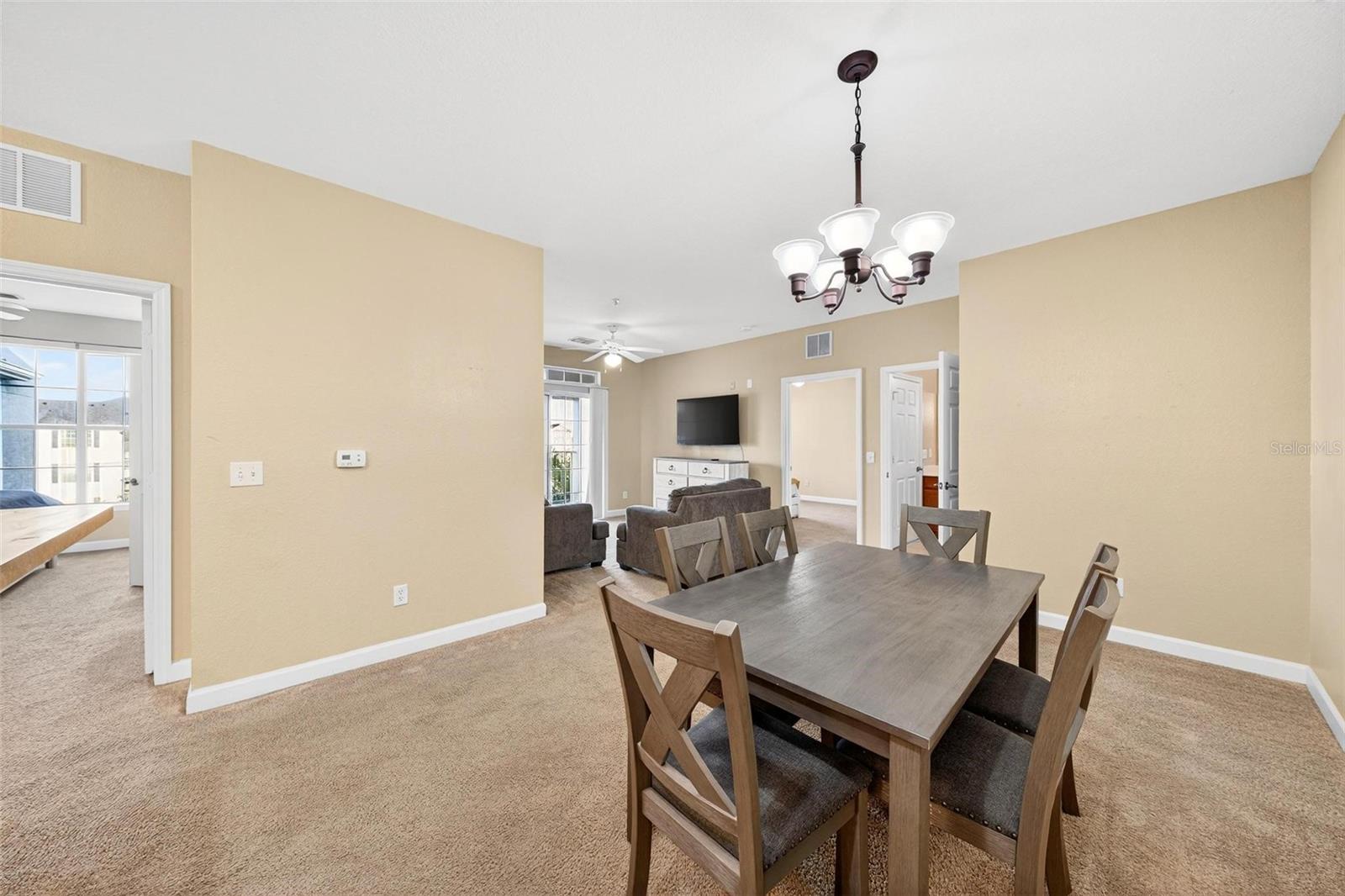 Image 8 of 19 For 3176 Feltrim Place 401