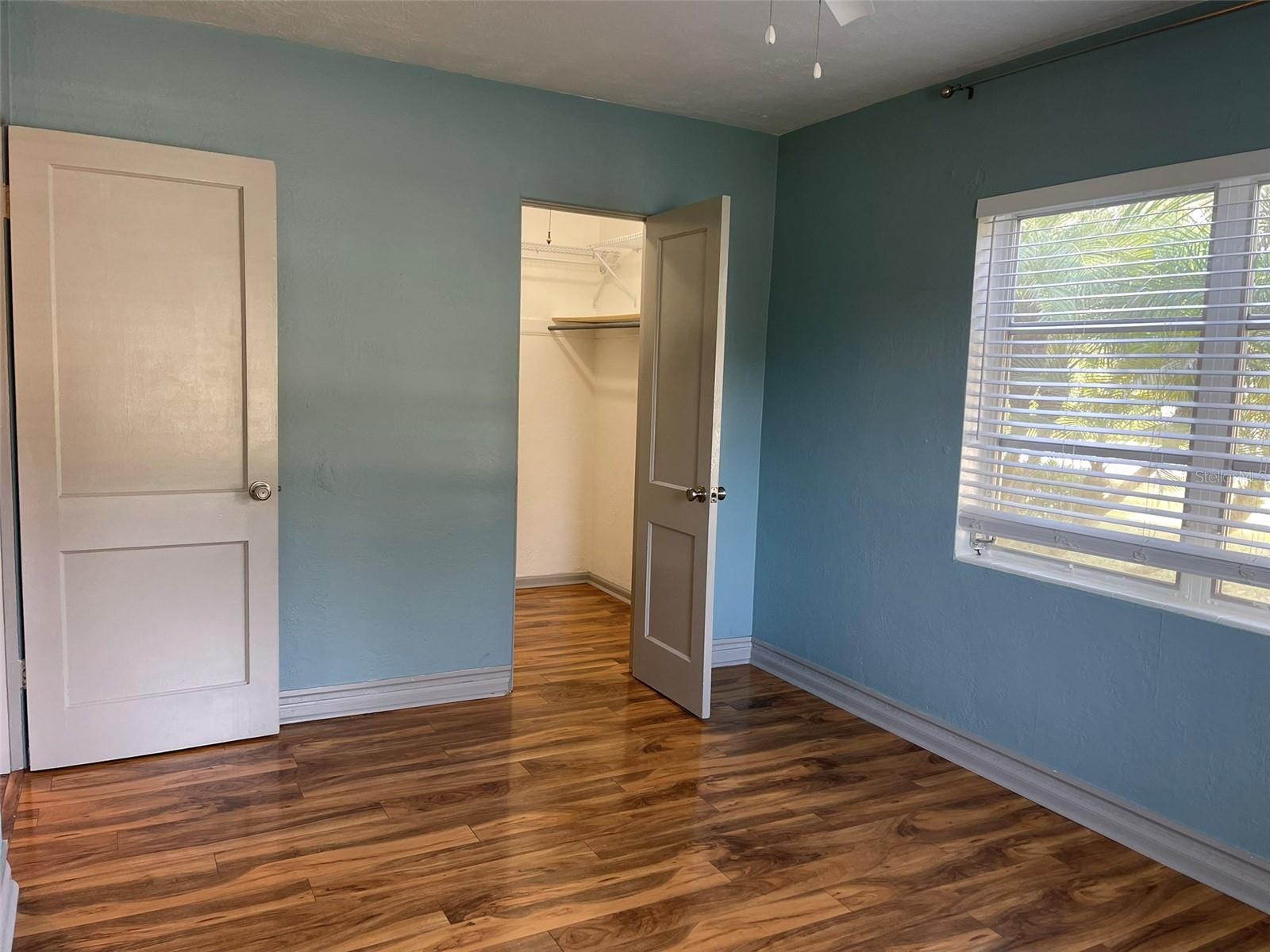 Image 12 of 25 For 1908 Livingston Street