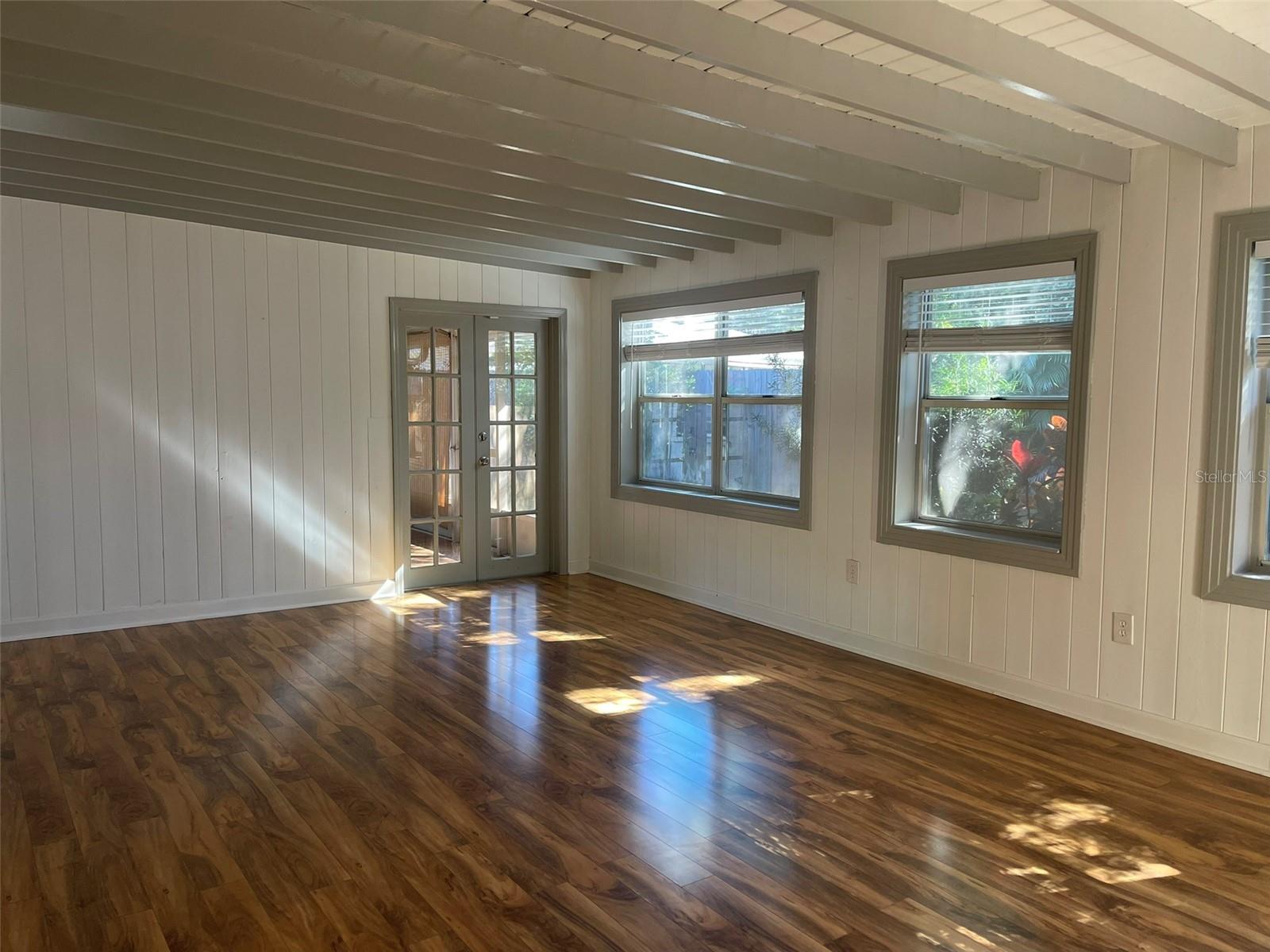 Image 21 of 25 For 1908 Livingston Street