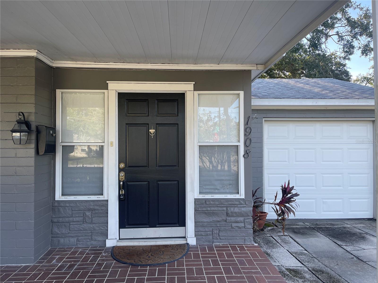 Image 3 of 25 For 1908 Livingston Street