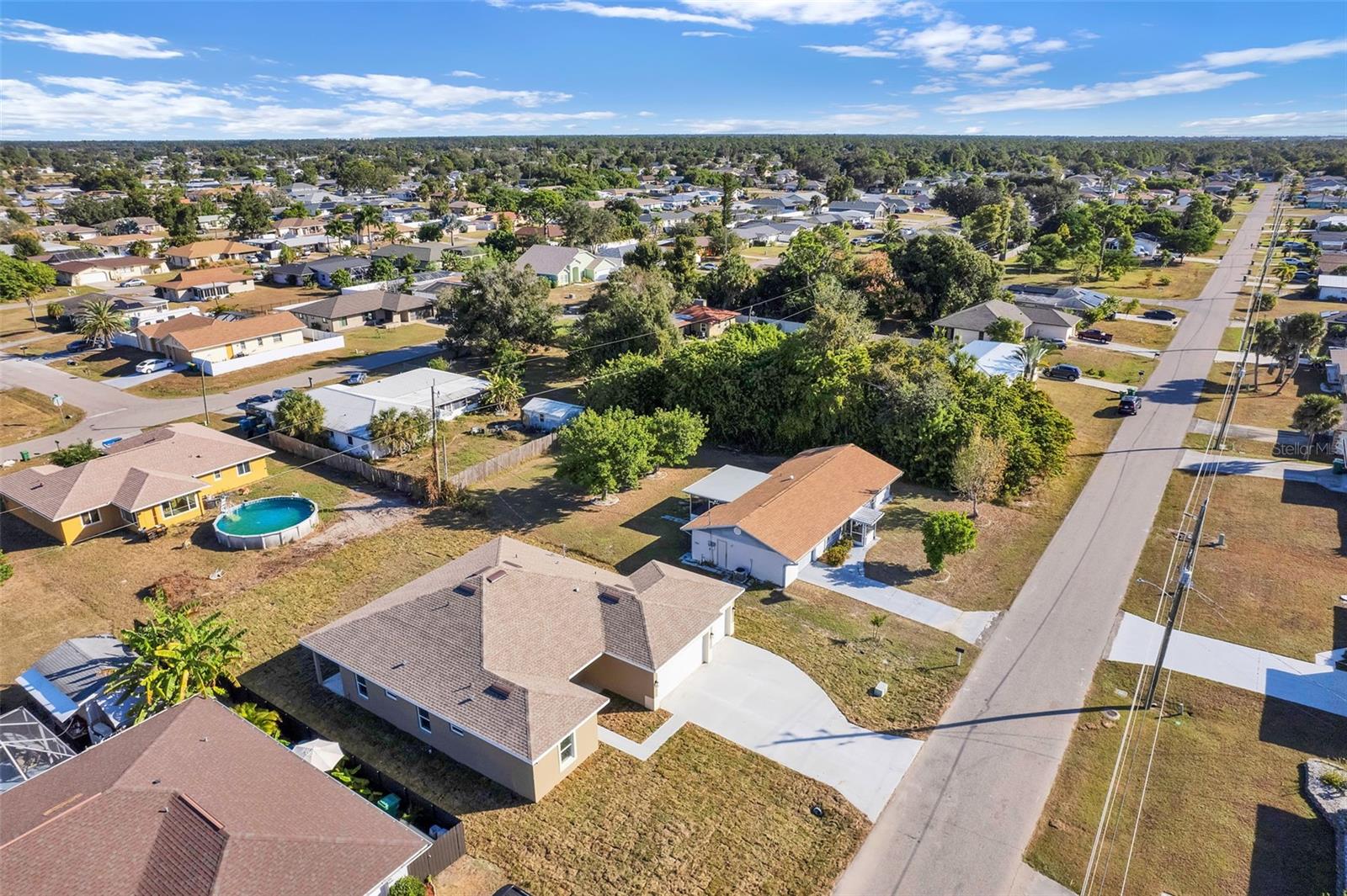 Image 4 of 30 For 22372 Nyack Avenue