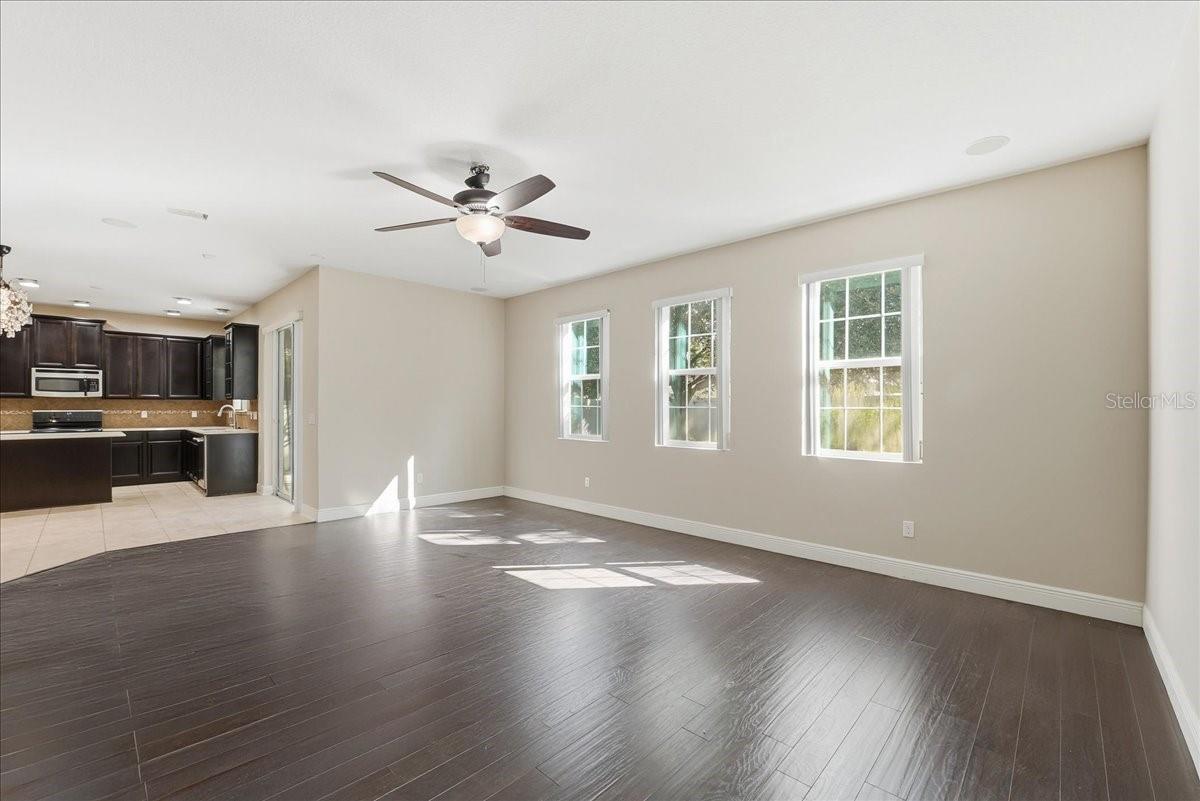 Image 22 of 48 For 8068 Edgewood Forest Drive