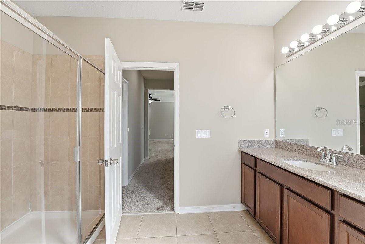 Image 33 of 48 For 8068 Edgewood Forest Drive