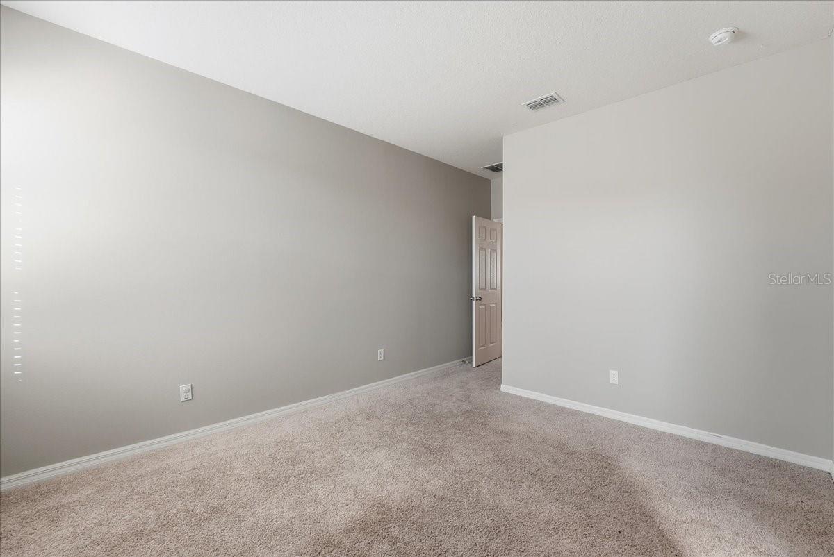 Image 38 of 48 For 8068 Edgewood Forest Drive