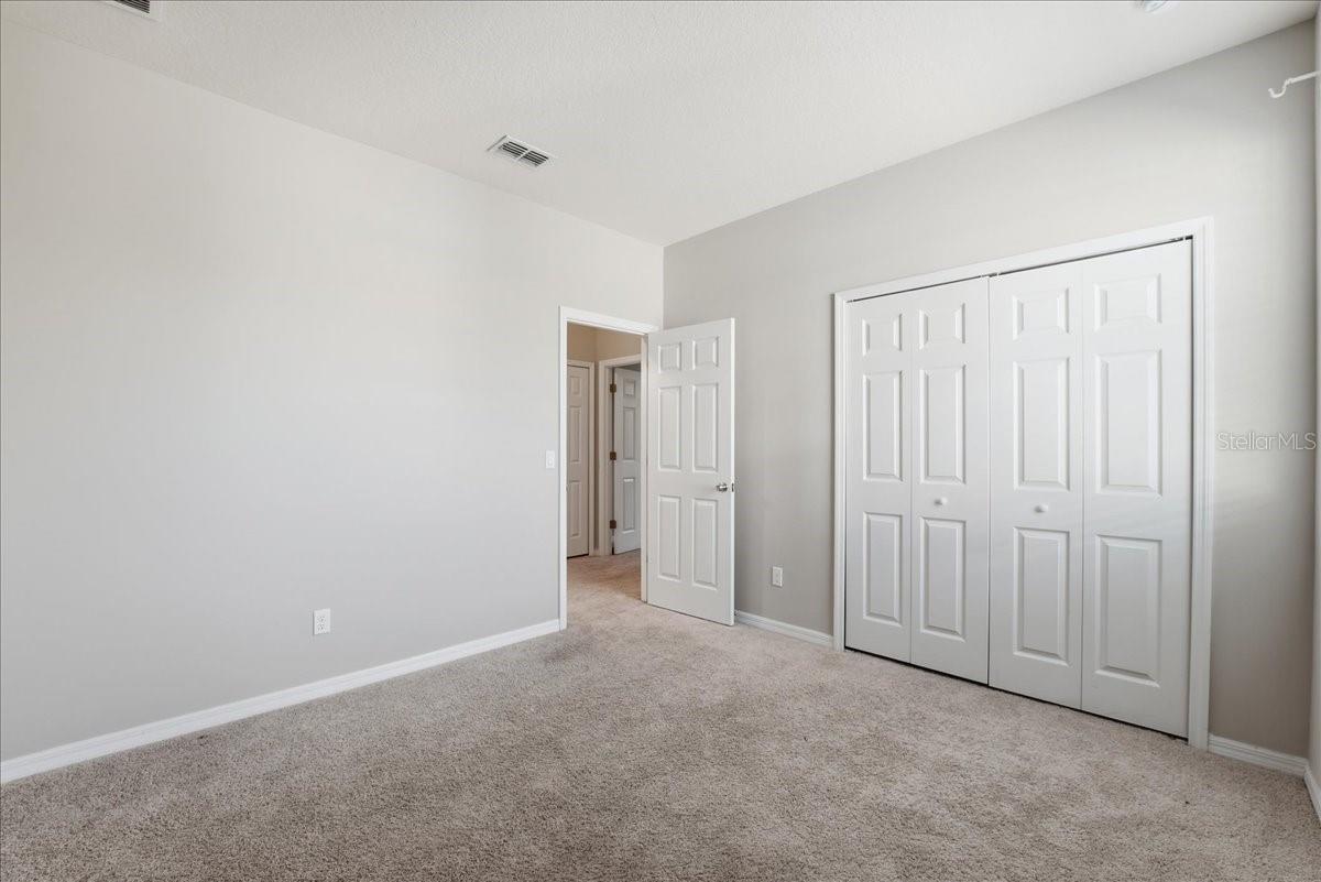 Image 41 of 48 For 8068 Edgewood Forest Drive