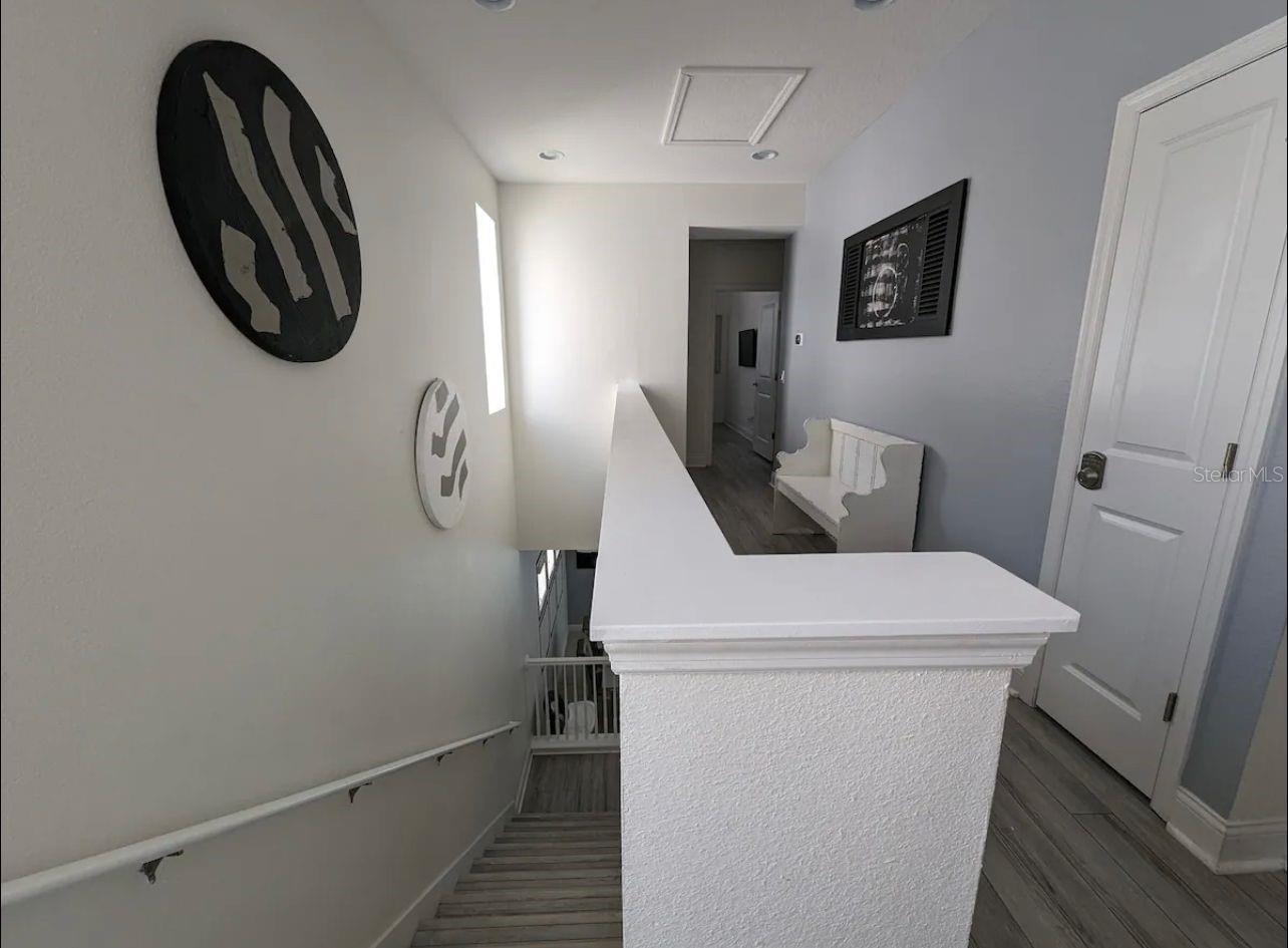 Image 11 of 20 For 326 Captiva Drive