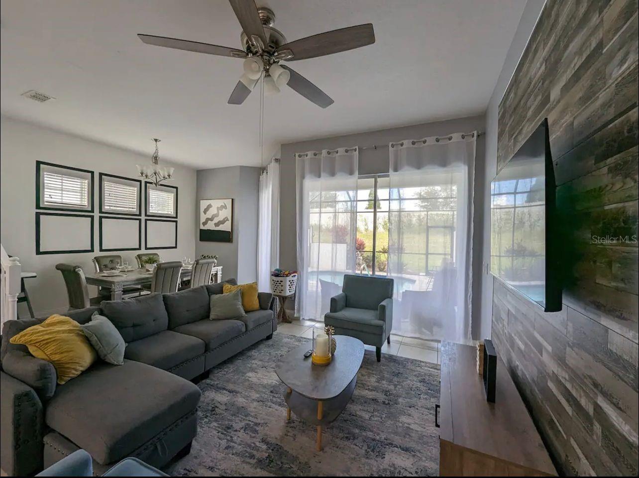 Image 2 of 20 For 326 Captiva Drive