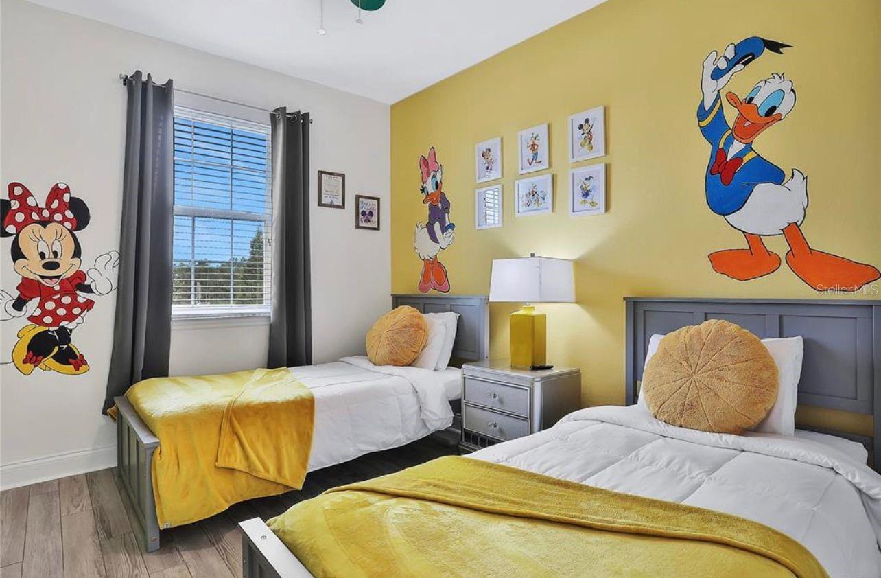 Image 7 of 20 For 326 Captiva Drive