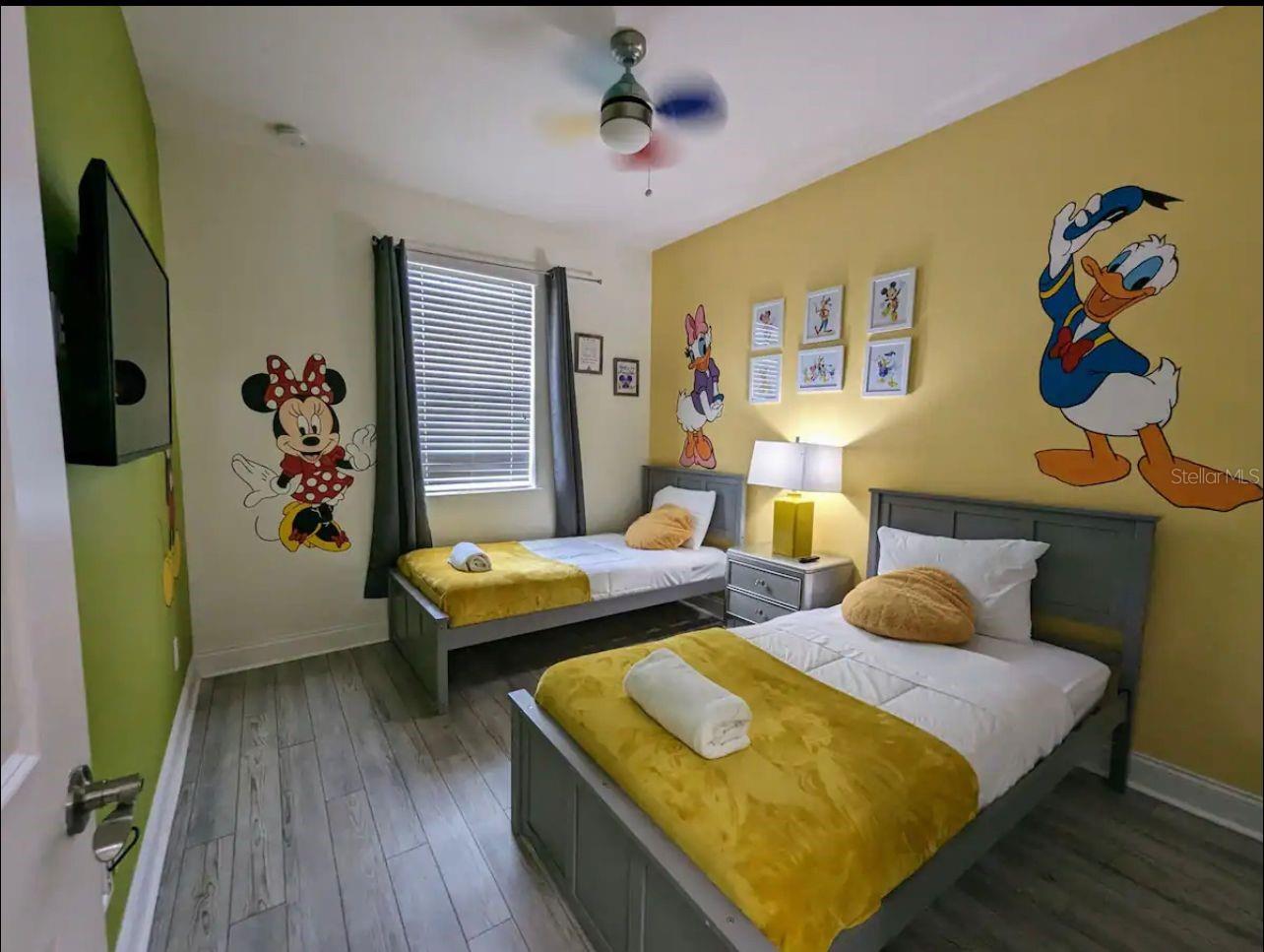 Image 8 of 20 For 326 Captiva Drive