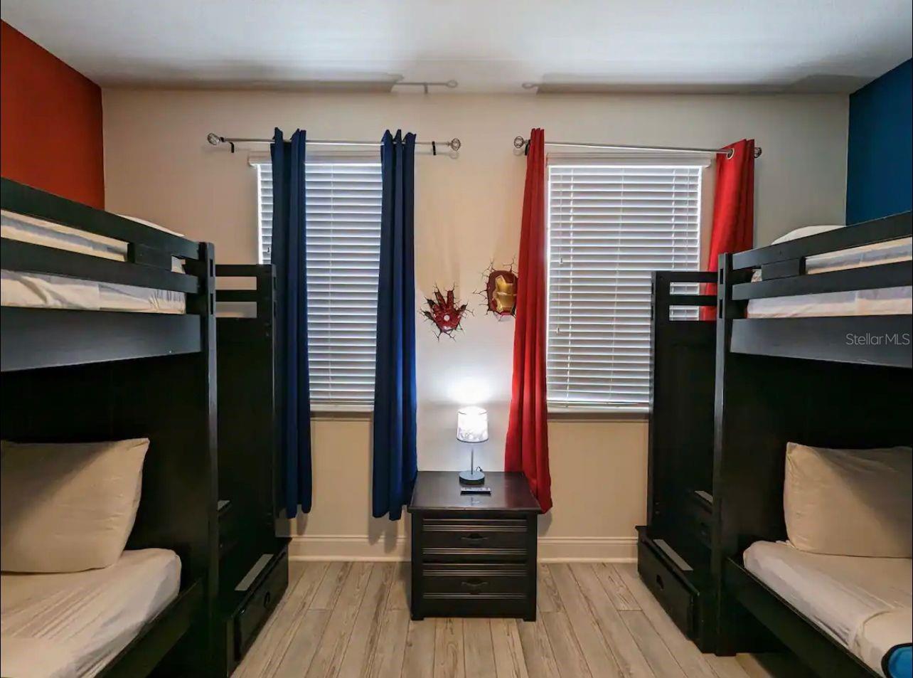 Image 9 of 20 For 326 Captiva Drive