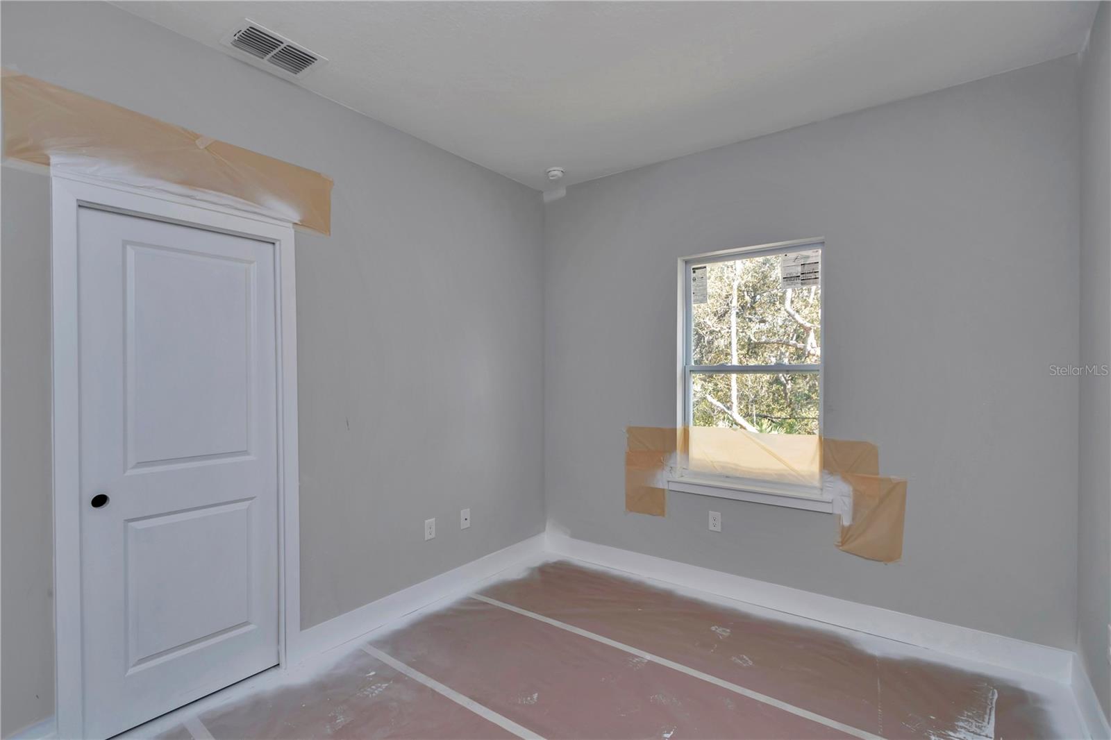 Image 14 of 34 For 4374 170th Street Road