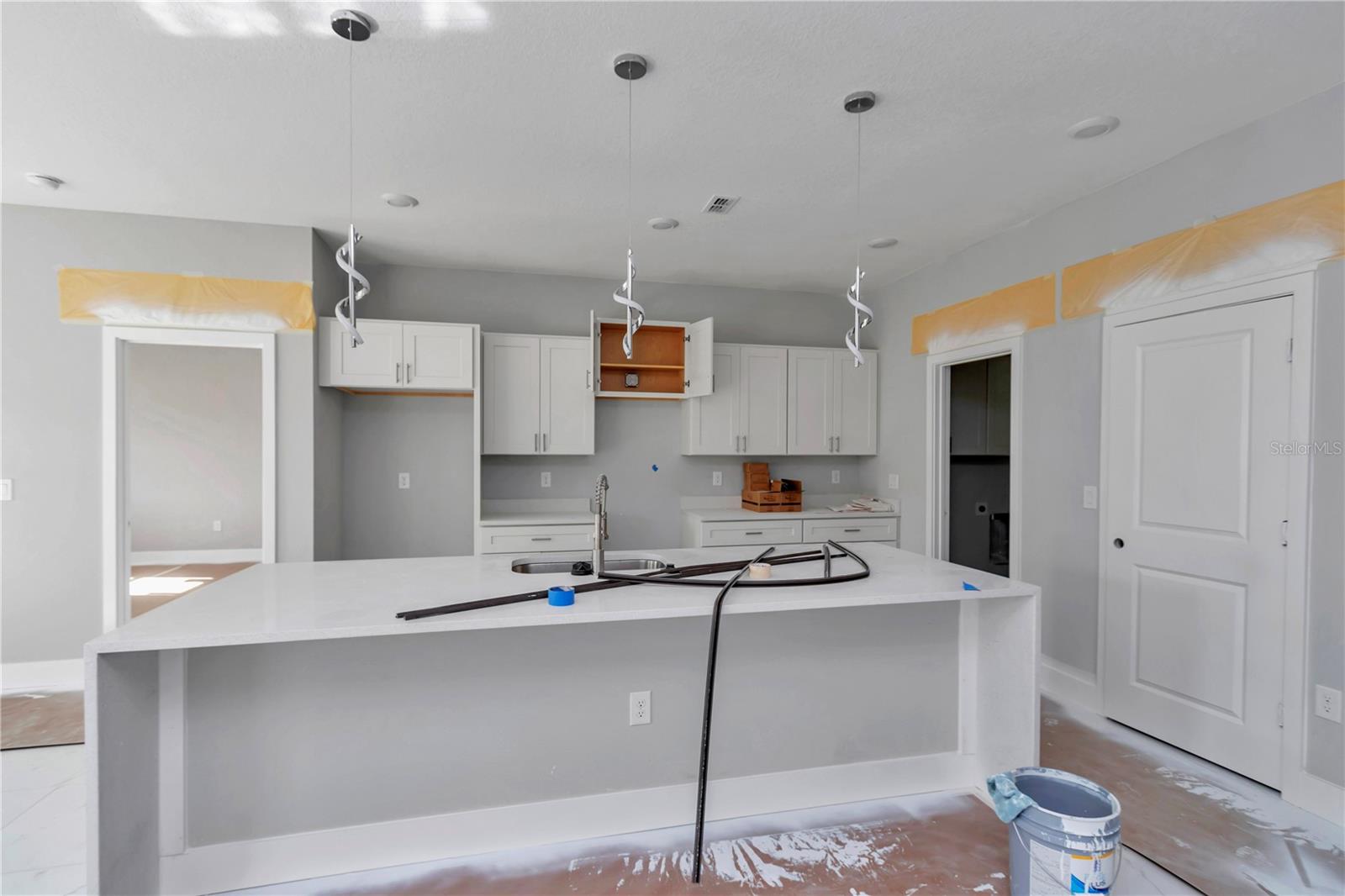 Image 9 of 34 For 4374 170th Street Road