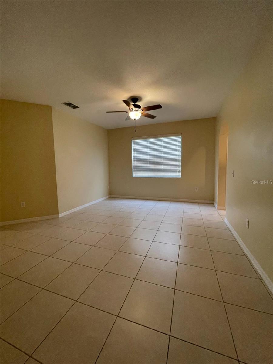 Image 14 of 23 For 8641 Bradleys Landing Street