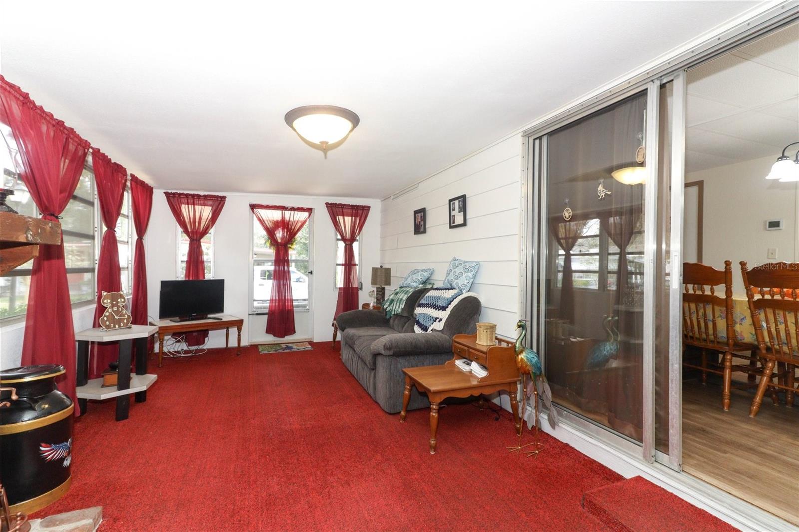 Image 19 of 68 For 411 Lavista