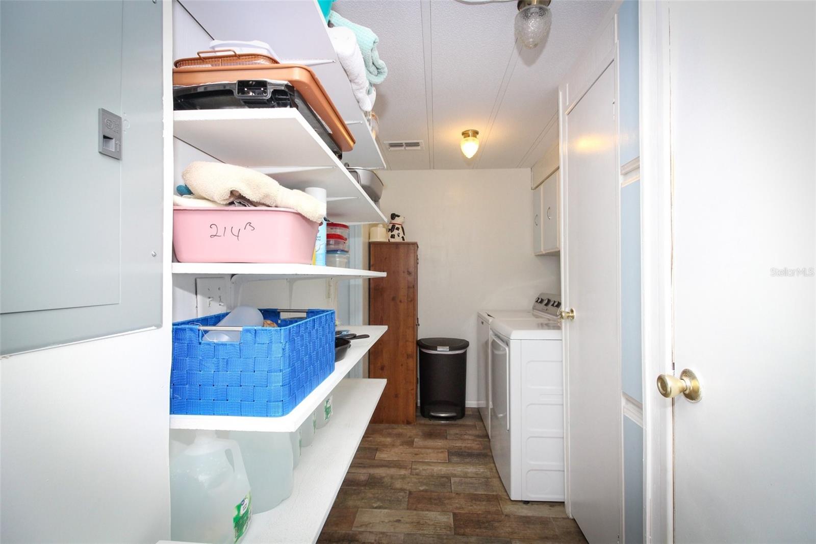 Image 26 of 68 For 411 Lavista