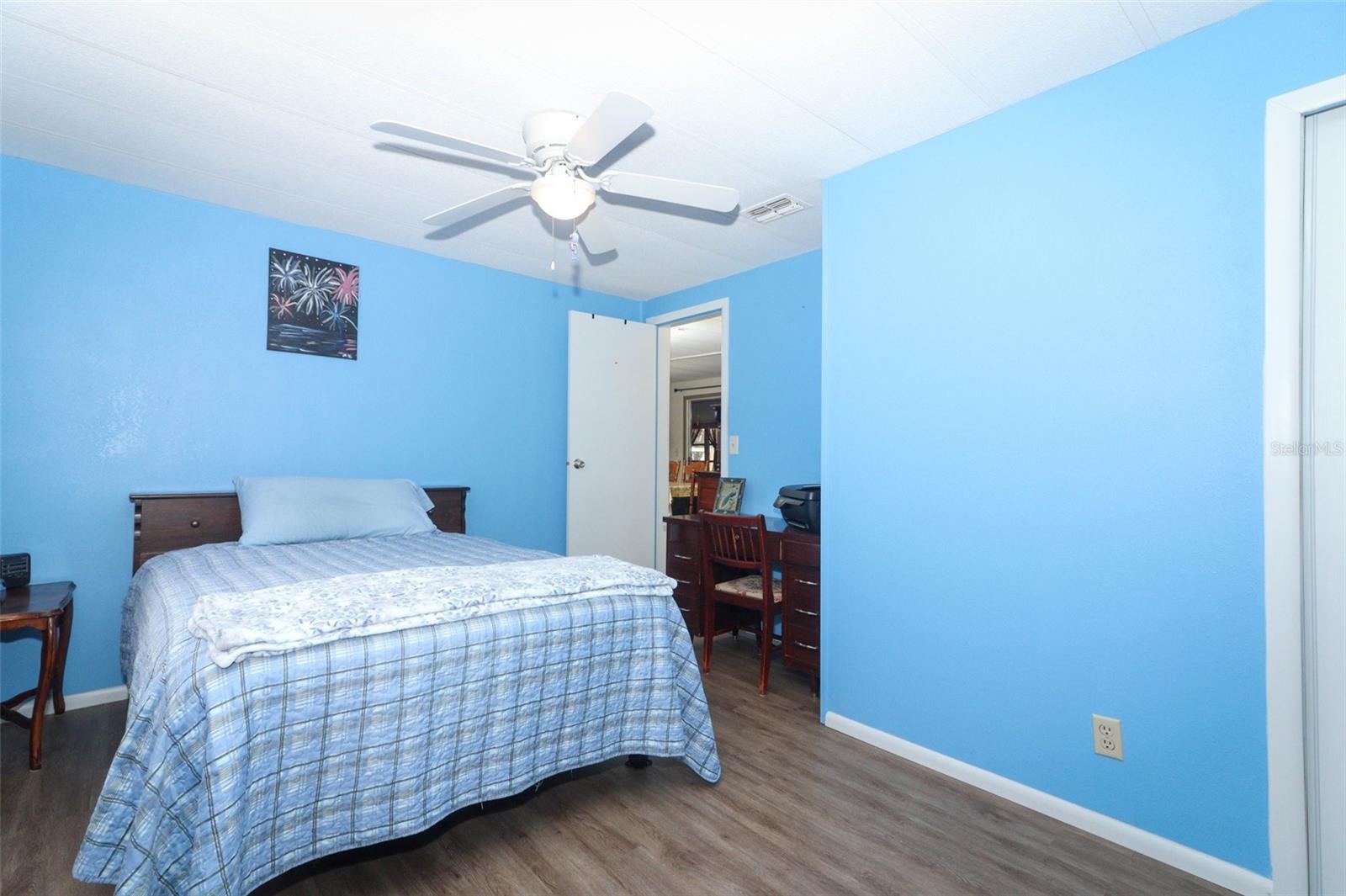 Image 41 of 68 For 411 Lavista