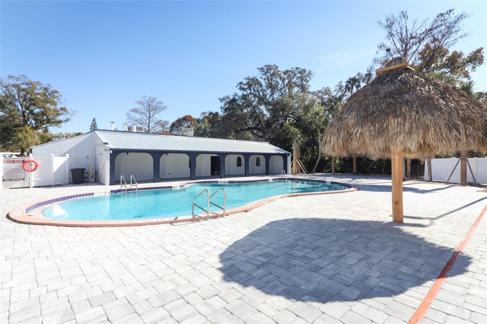 Image 54 of 68 For 411 Lavista