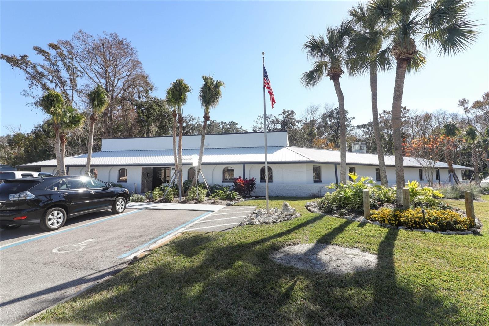 Image 61 of 68 For 411 Lavista